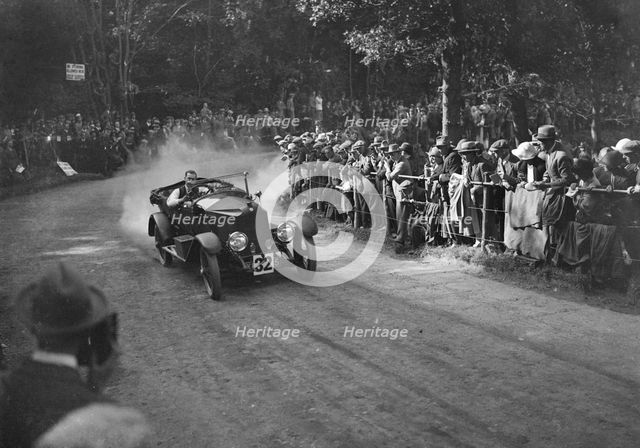 Vauxhall 30/98 open tourer competing in the MAC Shelsley Walsh Hillclimb, Worcestershire, 1923. Artist: Bill Brunell.
