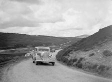Vauxhall Big Six saloon of WT Grose, RSAC Scottish Rally, 1933. Artist: Bill Brunell