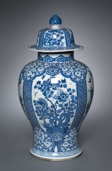 Vase with Cover, Qing dynasty (1644-1911), Kangxi reign (1661-1722). Creator: Unknown