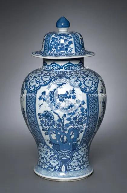 Vase with Cover, Qing dynasty (1644-1911), Kangxi reign (1661-1722). Creator: Unknown.
