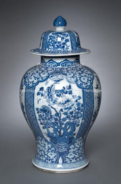 Vase with Cover, Qing dynasty (1644-1911), Kangxi reign (1661-1722). Creator: Unknown.
