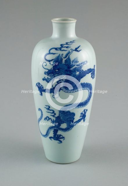 Vase with Dragons, Qing dynasty (1644-1911), Kangxi period (1662-1722). Creator: Unknown.