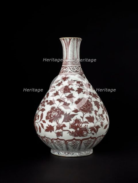 Vase with floral decoration, late 14th century. Artist: Unknown.