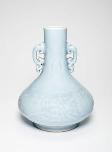 Vase with Leaf Scroll Handles and Floral Spray Design, Qing dynasty, Qianlong reign, (1736-1795). Creator: Unknown