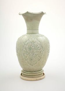 Vase with scalloped mouth, 1279-1368. Creator: Unknown