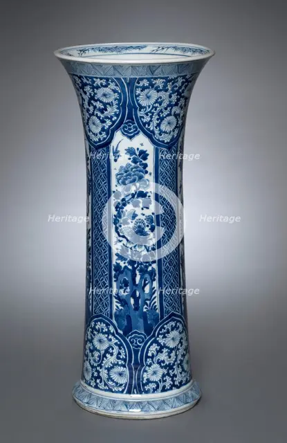 Vase, Qing dynasty (1644-1912), Kangxi reign (1661-1722). Creator: Unknown.