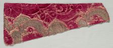 Velvet Fragment, 1400s. Creator: Unknown