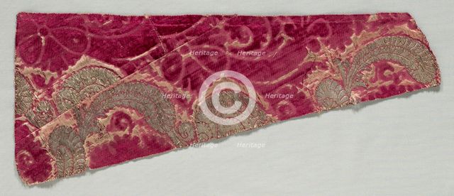 Velvet Fragment, 1400s. Creator: Unknown.