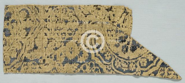 Velvet Fragment, 1400s. Creator: Unknown.