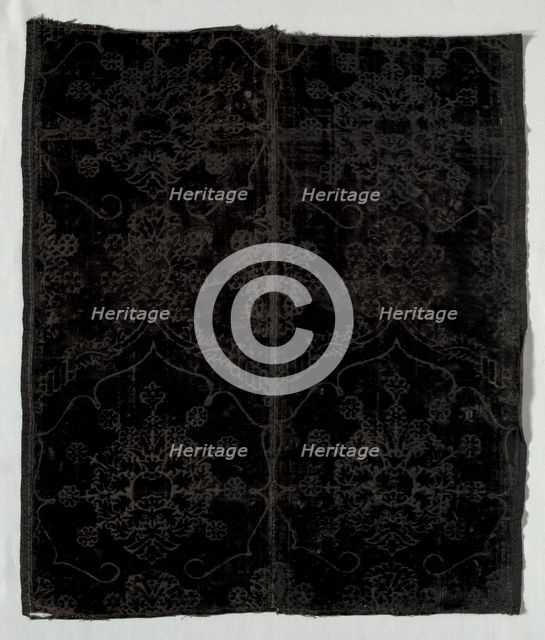 Velvet Fragment, 1400s. Creator: Unknown.