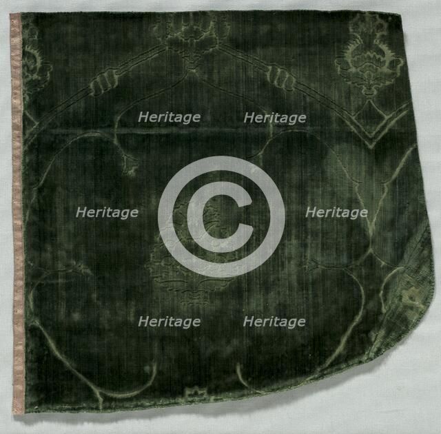 Velvet Fragment, 1400s. Creator: Unknown.