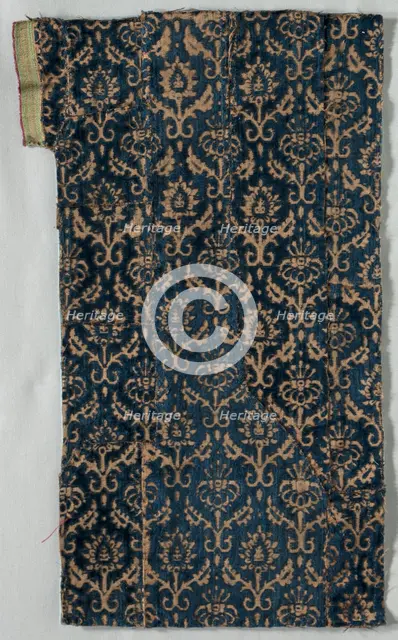 Velvet Fragment, 1500s-1600s. Creator: Unknown.