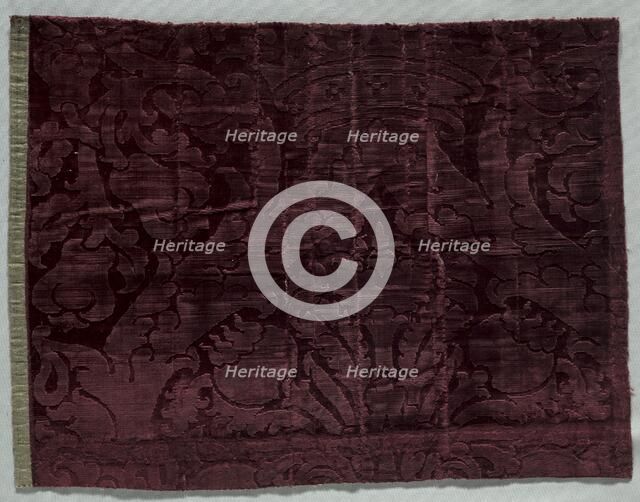 Velvet Fragment, 1500s. Creator: Unknown.