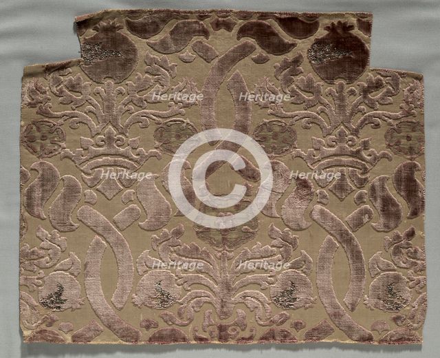 Velvet Fragment, 1500s. Creator: Unknown.