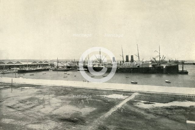 'Vera Cruz: Shipping in the New Harbour', 1919. Creator: Unknown.