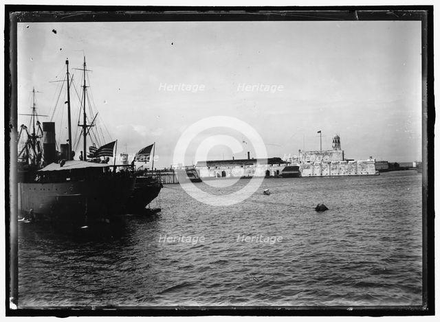 Veracruz, Mexico, between 1914 and 1917. Creator: Harris & Ewing.