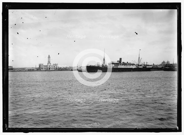 Veracruz, Mexico, between 1914 and 1917. Creator: Harris & Ewing.