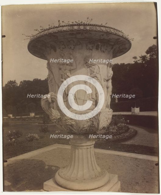 Versailles, (Vase), 1905. Creator: Eugene Atget.