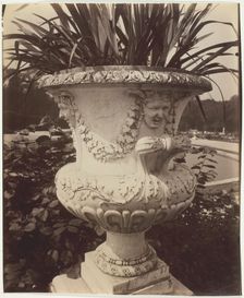 Versailles, Vase, 1905. Creator: Eugene Atget
