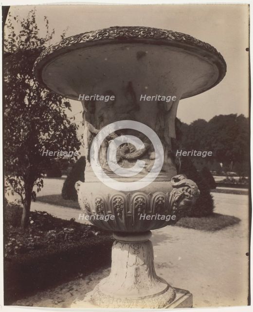 Versailles, Vase, 1905. Creator: Eugene Atget.