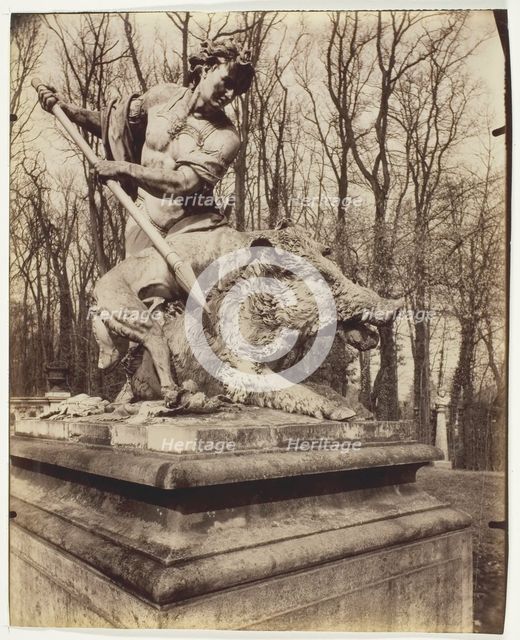 Versailles, Bosquet de l' Arc de Triomphe, 1904. Creator: Eugene Atget.