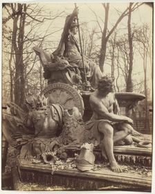 Versailles, Bosquet de l Arc de Triomphe, 1904. Creator: Eugene Atget