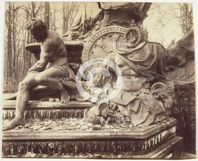 Versailles, Bosquet de l'Arc de Triomphe, 1904. Creator: Eugene Atget.