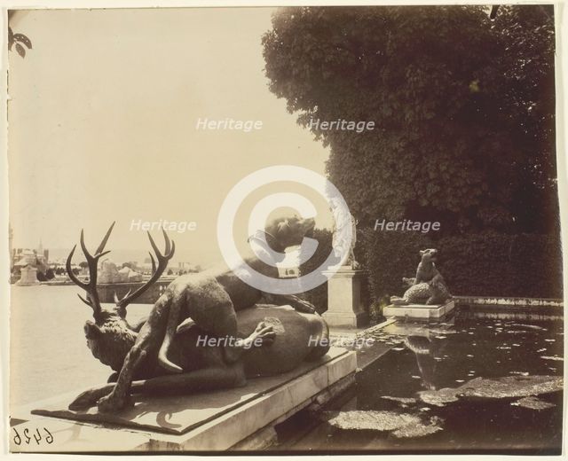 Versailles, Fontaine du Point du Jour, 1903. Creator: Eugene Atget.