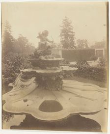 Versailles, Grand Trianon (Le Parc), 1905. Creator: Eugene Atget