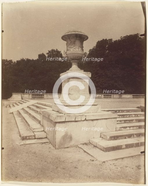 Versailles, Le Parc, 1905. Creator: Eugene Atget.