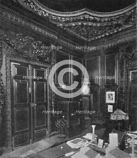 'Vestry of St. Lawrence Jewry, With Carving by Grinling Gibbons', 1903. Artist: Unknown.