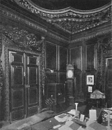 Vestry of St. Lawrence Jewry, With Carving by Grinling Gibbons 1903