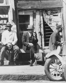 Vicksburg, Mississippi, Negroes, 1936. Creator: Walker Evans