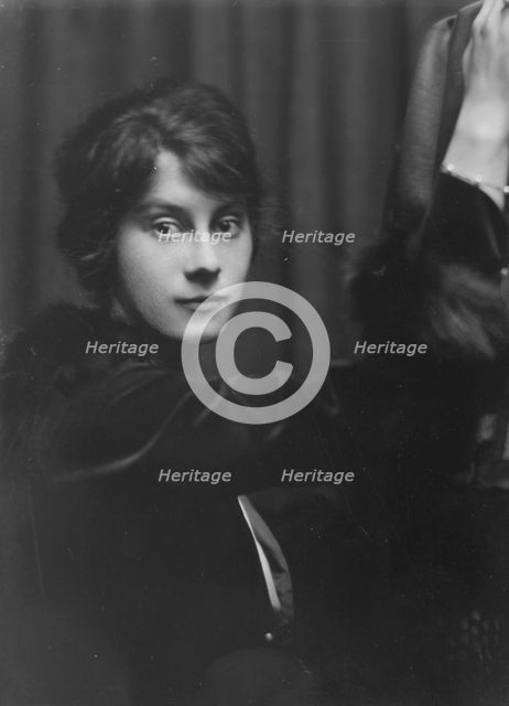 Victor, Rose, Miss, portrait photograph, not before 1916. Creator: Arnold Genthe.