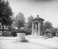 Victoria jubilee fountain, Walkerville, Ont., between 1905 and 1915. Creator: Unknown