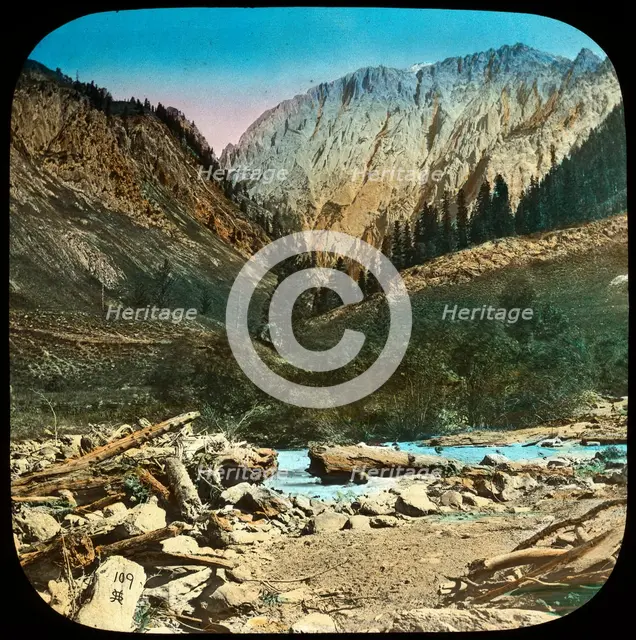 View between Sonamarg and Baltal, Kashmir, India, late 19th or early 20th century. Artist: Unknown