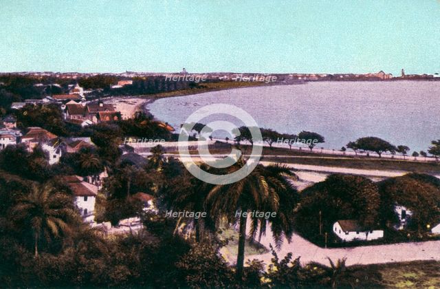View from Malabar Hill, Bombay, India, early 20th century. Artist: Unknown