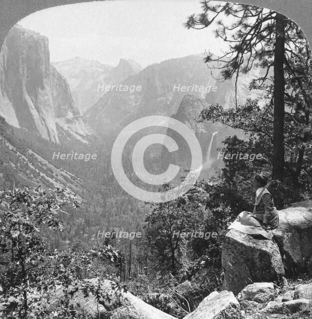 View from Inspiration Point through Yosemite Valley, California, USA, 1902.  Artist: Underwood & Underwood