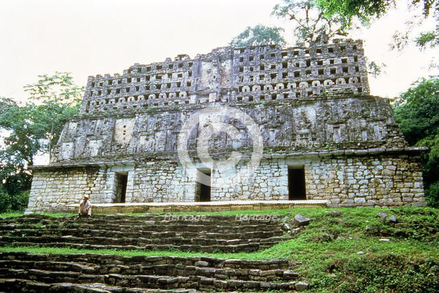 View of Temple No. 33, known as 'Temple of the bird and the jaguar' in the Mayan ruins of Yaxchilan.
