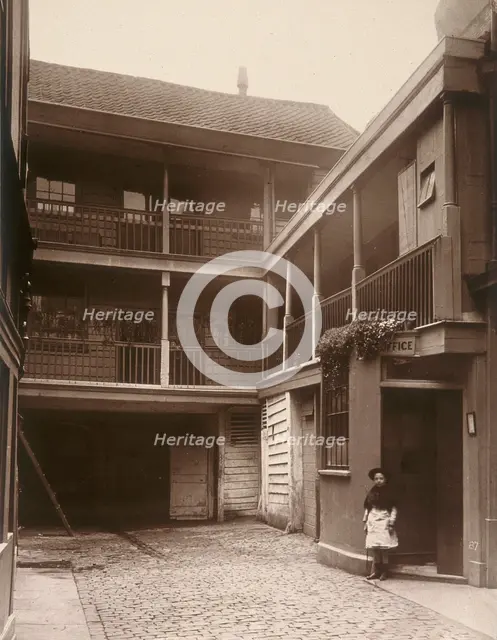 View of the courtyard at the Old Bell Inn, Holborn, London, 1884. Artist: Henry Dixon