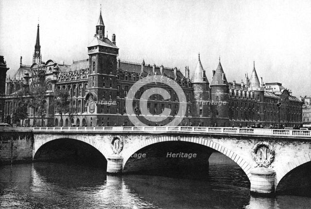 View of the Courts of Justice and the Pont Neuf from the River Seine, Paris, 1931.Artist: Ernest Flammarion