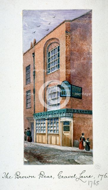 View of the Brown Bear Tavern, Gravel Lane, Houndsditch, City of London, c1825. Artist: Anon