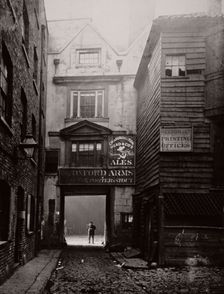 View of the gateway to the Oxford Arms Inn, Warwick Lane, City of London, 1875. Artist: Society for Photographing the Relics of Old London