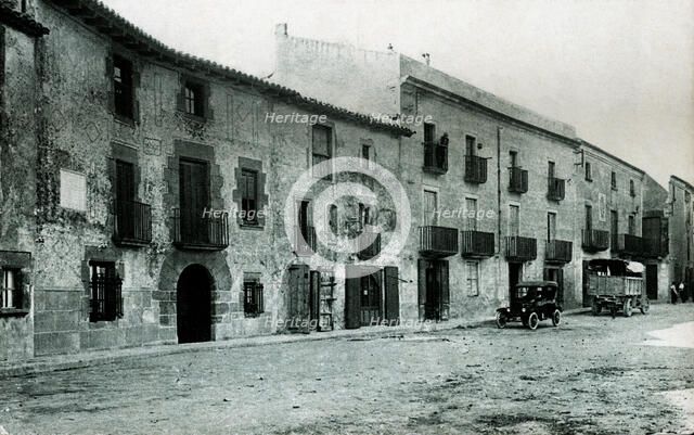 View of the Plaza Prat de la Riba in Castellterçol, on a postcard from the 1910s .
