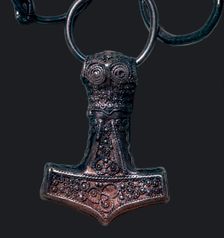 Viking Thor's Hammer pendant, 10th century