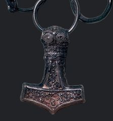 Viking Thor's Hammer pendant, 10th century