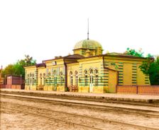 Village of Farab, Turkmenistan; Railroad station and tracks, between 1905 and 1915. Creator: Sergey Mikhaylovich Prokudin-Gorsky