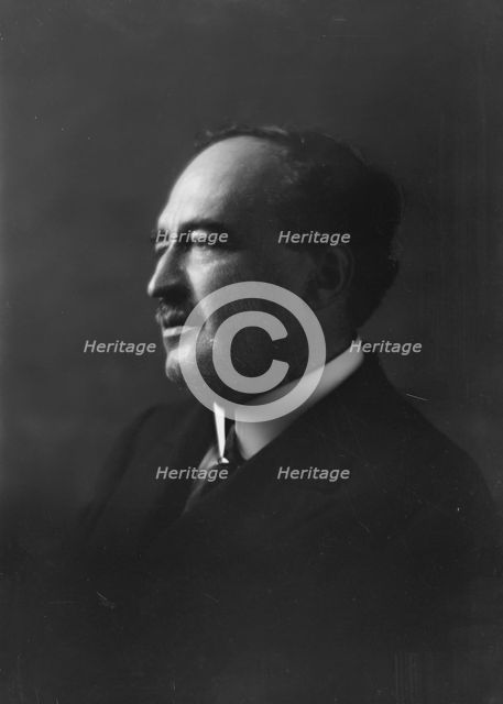 Vincent Blanco Ibanez, portrait photograph, 1919 Nov. 1. Creator: Arnold Genthe.