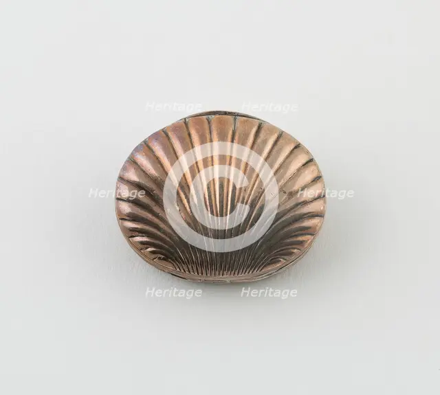 Vinaigrette in the Form of a Scallop Shell, Birmingham, 1816/17. Creator: Possibly Joseph Willmore.