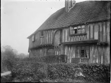 Vineys Cottages, Upper Street, Leeds, Maidstone, Kent, 1904. Creator: Katherine Jean Macfee